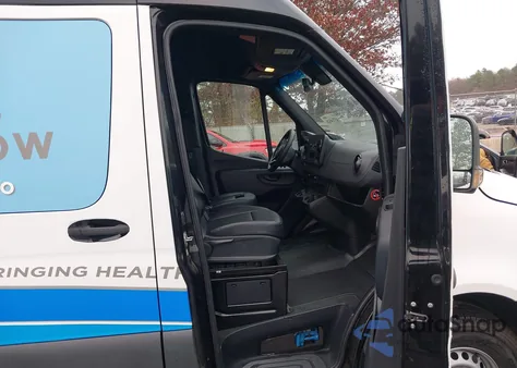 2020 Mercedes-Benz Sprinter 2500 High Roof V6 from USA, damaged, VIN W1Z4EGHY0LT020555